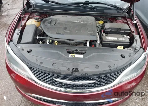 2015 Chrysler 200 C z USA, uszkodzony, nr VIN 1C3CCCCG1FN549009